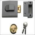Yale 81 Rollerbolt Nightlatch 60mm Backset Dm