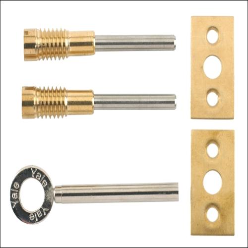 Yale 8013 Dual Screw Window Lock Brass Pk2